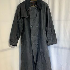 Barbour Men’s Trench Coat Size M